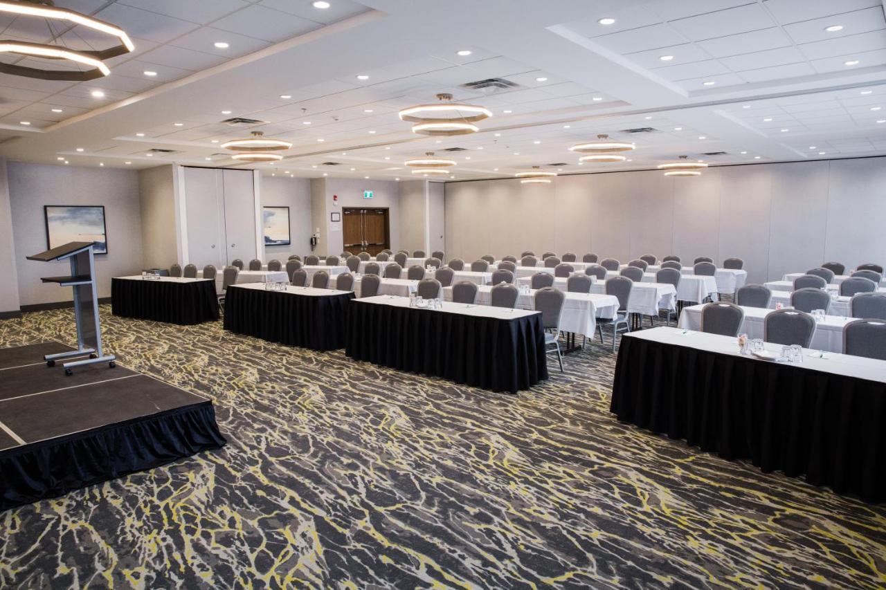 Holiday Inn Hotel & Suites Calgary South - Conference Ctr By Ihg Eksteriør bilde